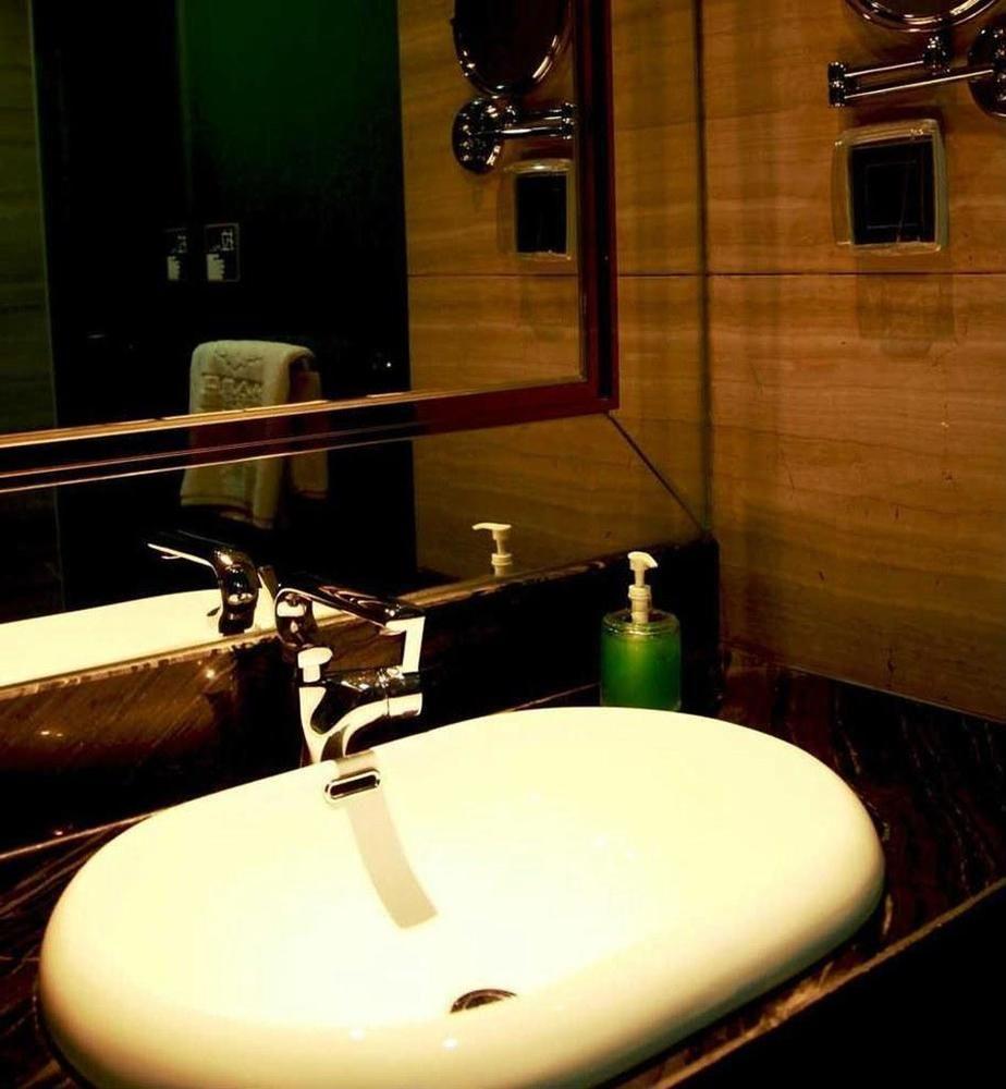 Platinum Hotel Hangzhou Irene Bagian luar foto